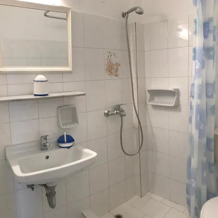 Narkissos Apartment