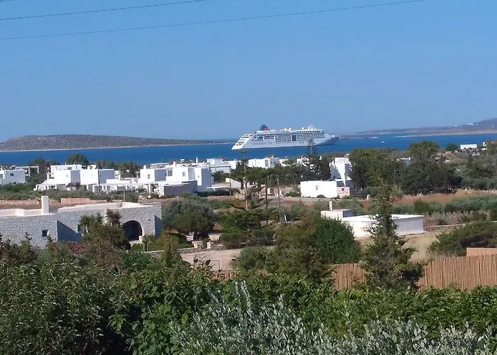 Narkissos Apartment *